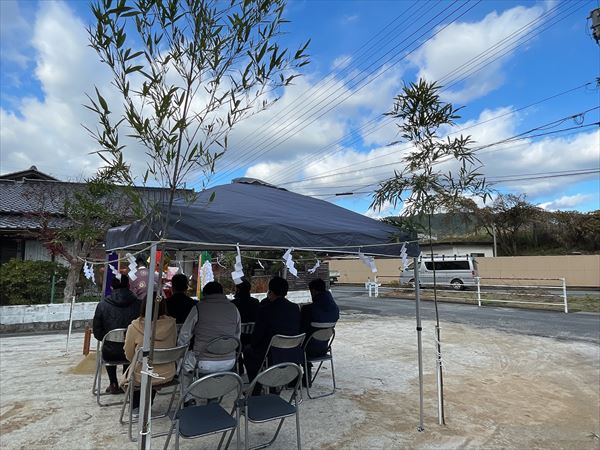 山口県岩国市で事務所新築工事の地鎮祭を行いました。