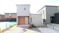 下松市　分譲モデルハウス 「風と陽に開く家」