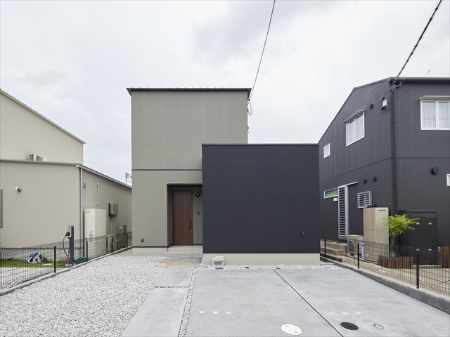 下松市 新築注文住宅『L字型に庭を包む回遊の棲家』